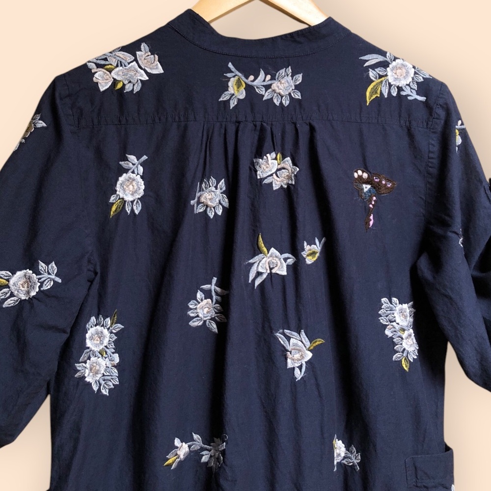 French Connection Navy Blue Floral Embroidered Button Front Blouse Top Women’s 6 - Picture 9 of 10